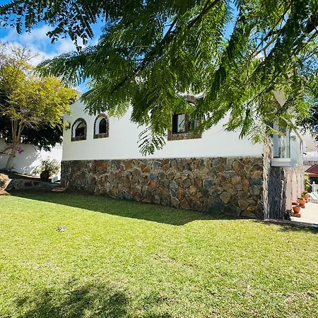 Rex - Sun & בית נופש *